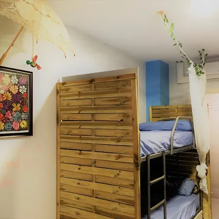 La Casa Del Colibri Youth (adults Only) Hostel