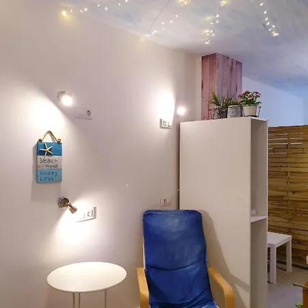 La Casa Del Colibri Youth (adults Only) * Valencia
