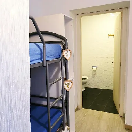 Hostel La Casa Del Colibri Youth (adults Only)